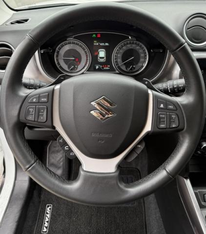 Suzuki Vitara image 5