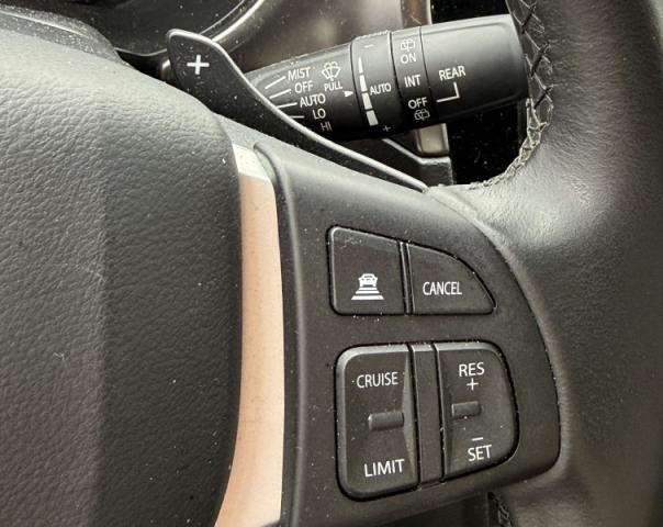 Suzuki Vitara image 6