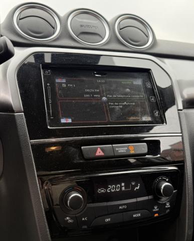 Suzuki Vitara image 7