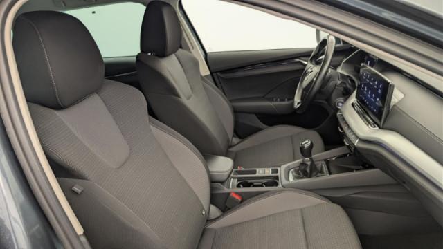 Skoda Octavia image 4
