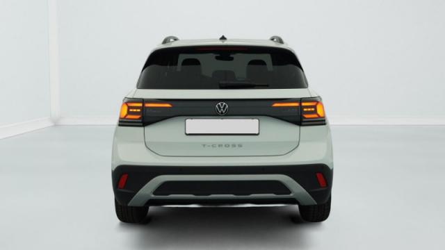 Volkswagen T-Cross image 3