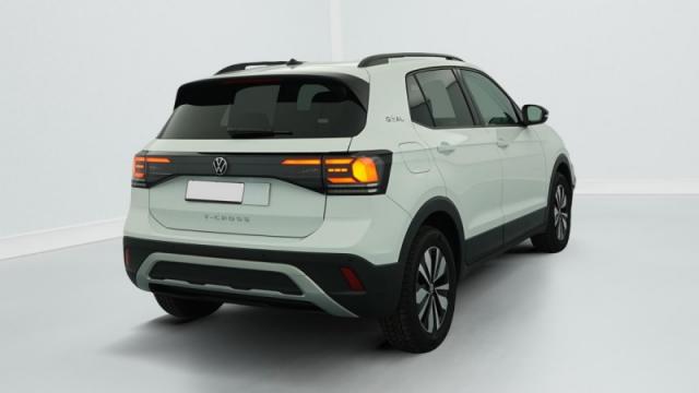 Volkswagen T-Cross image 8