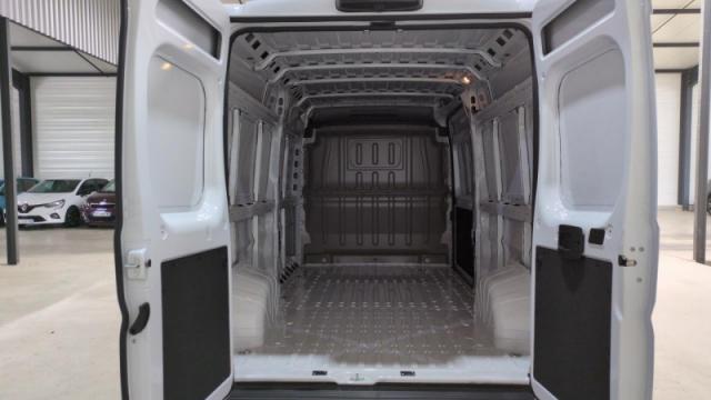 Peugeot Boxer image 6