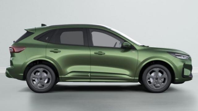 Ford Kuga image 1