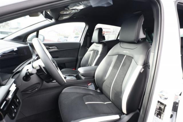 Kia Sportage image 8