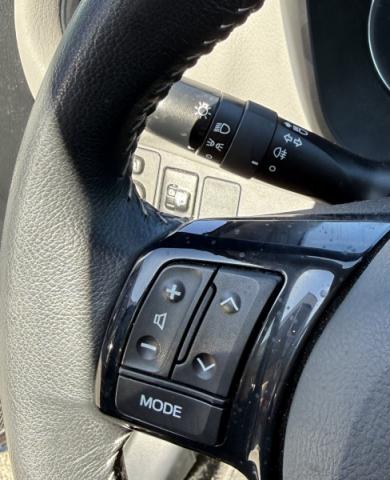 Toyota Yaris image 2