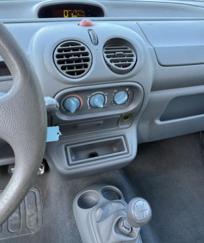 Renault Twingo image 9