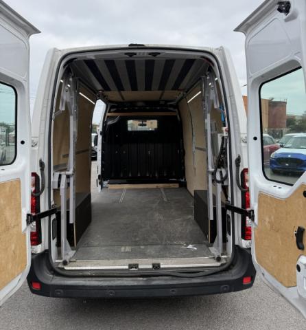 Opel Movano image 1