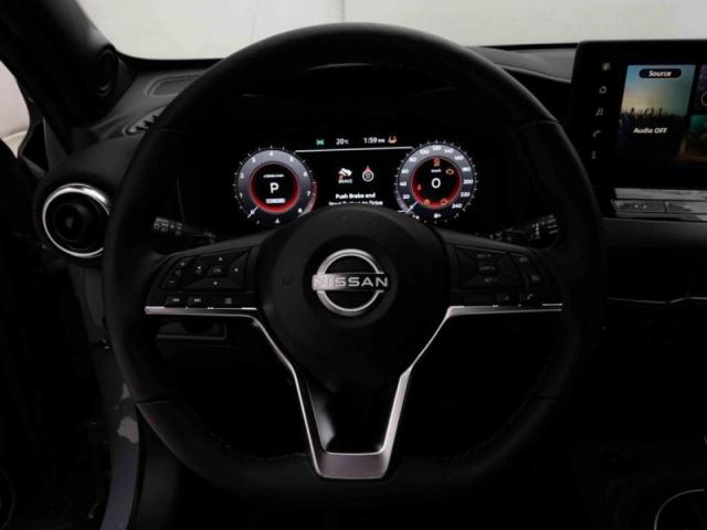 Nissan Juke image 8