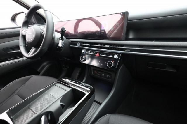 Hyundai Tucson image 8