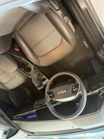 Kia Niro image 1