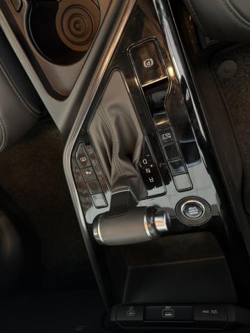 Kia Niro image 5