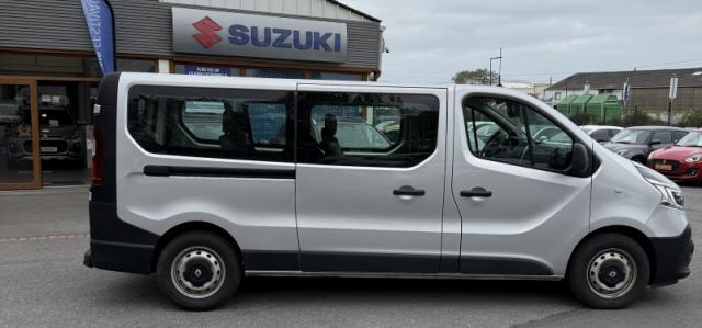 Renault Trafic image 1