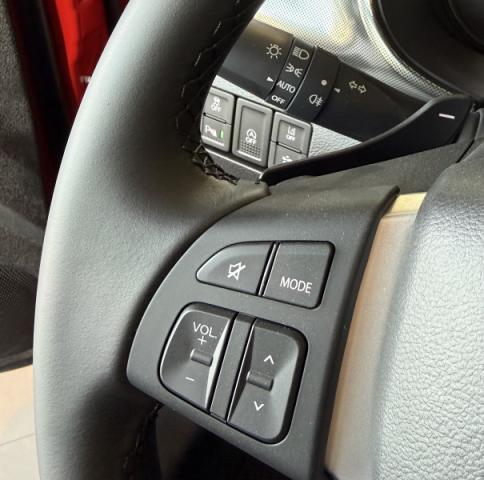 Suzuki Vitara image 9