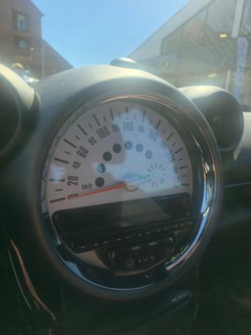 Mini Countryman image 2