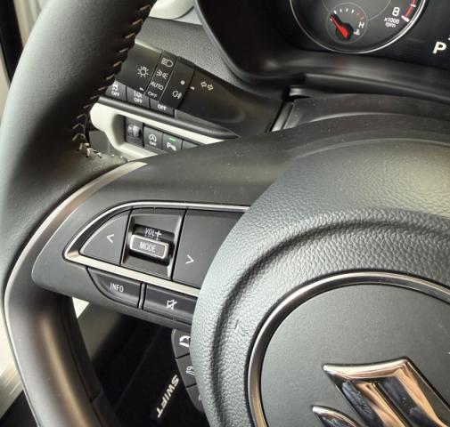 Suzuki Swift image 2