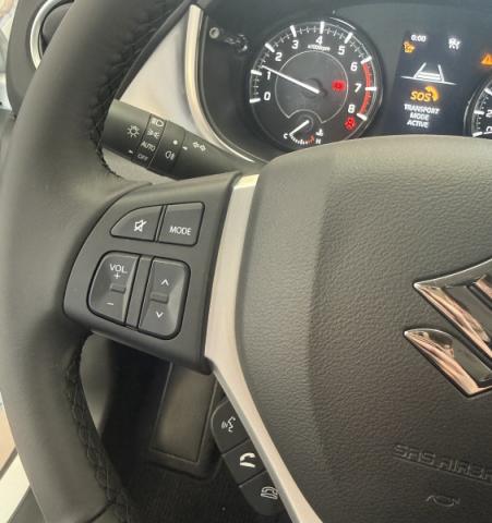 Suzuki Vitara image 3