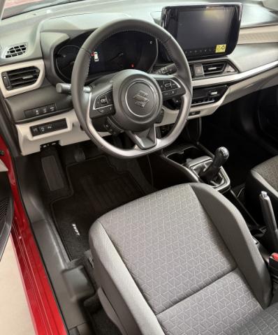 Suzuki Swift image 1