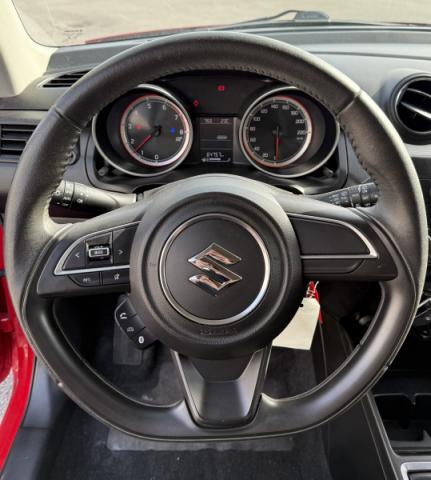 Suzuki Swift image 8
