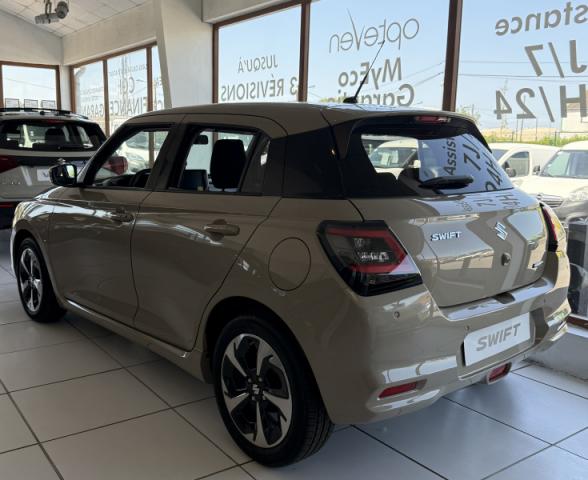 Suzuki Swift image 8