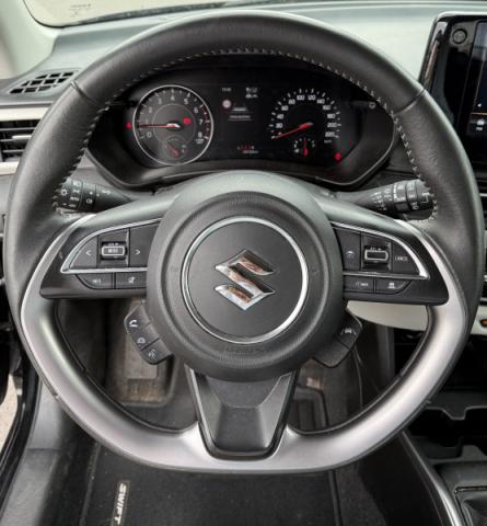 Suzuki Swift image 7