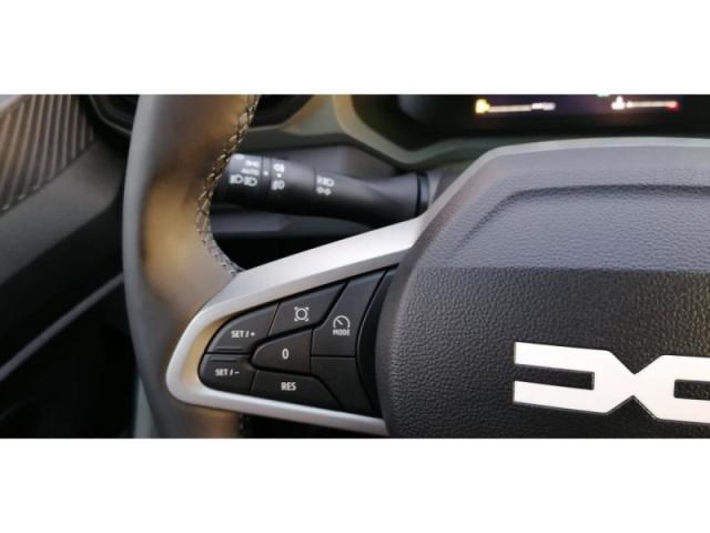 Dacia Duster image 6