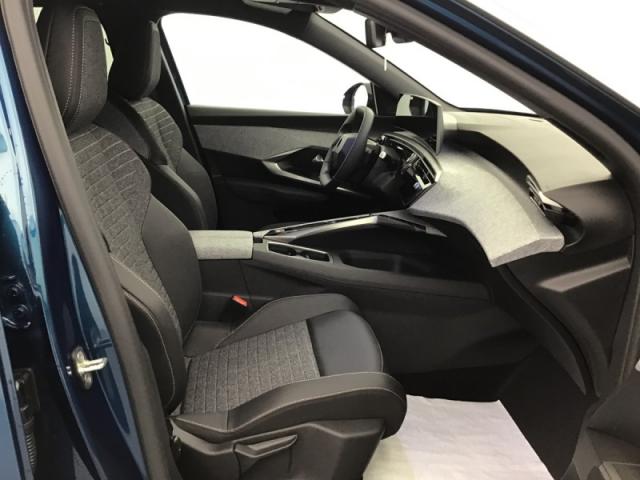 Peugeot 3008 image 2