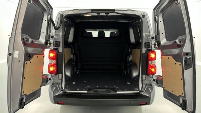 Peugeot Expert image 2