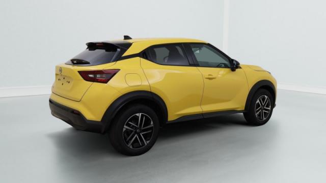 Nissan Juke image 3