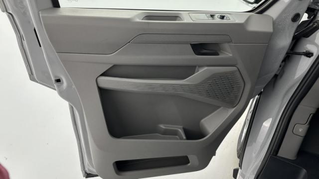 Volkswagen Transporter image 1