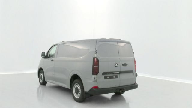 Volkswagen Transporter image 8