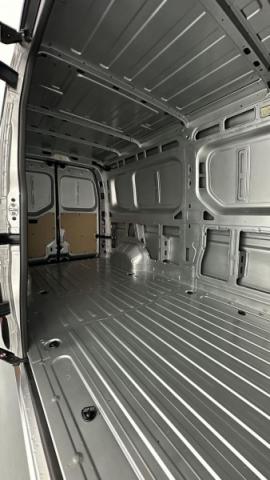Nissan Interstar image 2