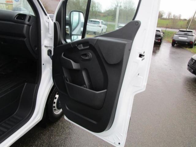 Renault Master image 6
