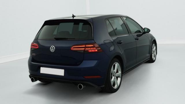 Volkswagen Golf image 6