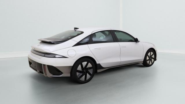 Hyundai Ioniq image 7