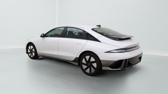 Hyundai Ioniq image 6