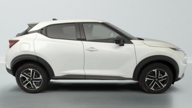Nissan Juke image 3
