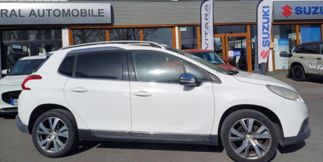 Peugeot 2008 image 8