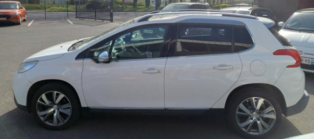Peugeot 2008 image 6