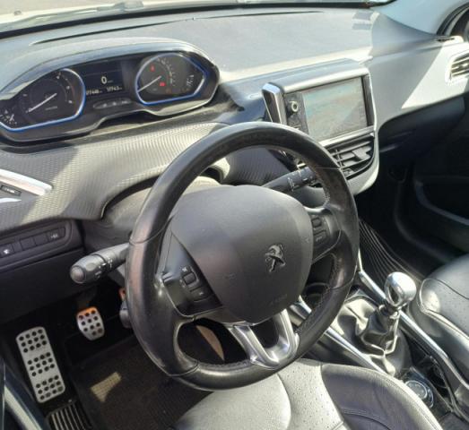 Peugeot 2008 image 1