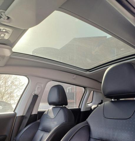 Peugeot 2008 image 4