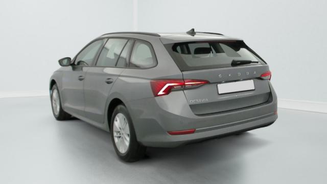 Skoda Octavia image 5