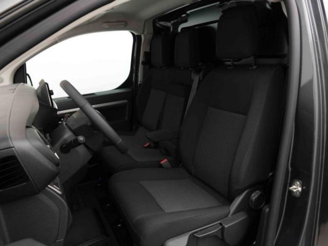 Citroen Jumpy image 3