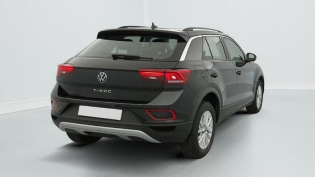 Volkswagen T-Roc image 2