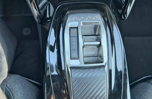 Peugeot 2008 image 1