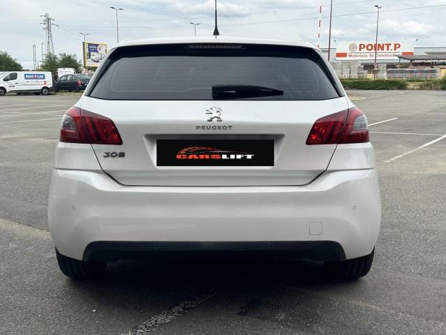 Peugeot 308 image 6