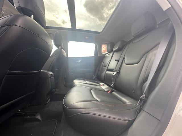 Jeep Compass image 8