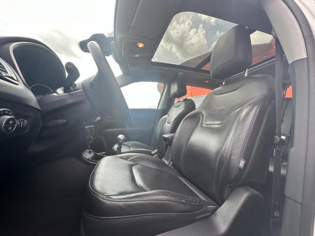 Jeep Compass image 6