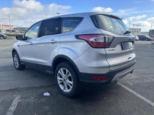 Ford Kuga image 1