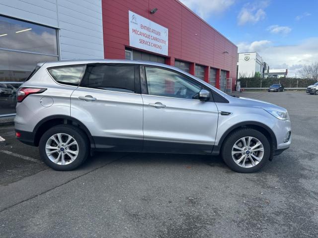 Ford Kuga image 8